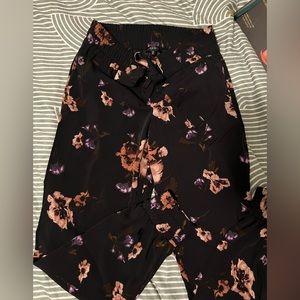 Ladies soft pants with flowers size small